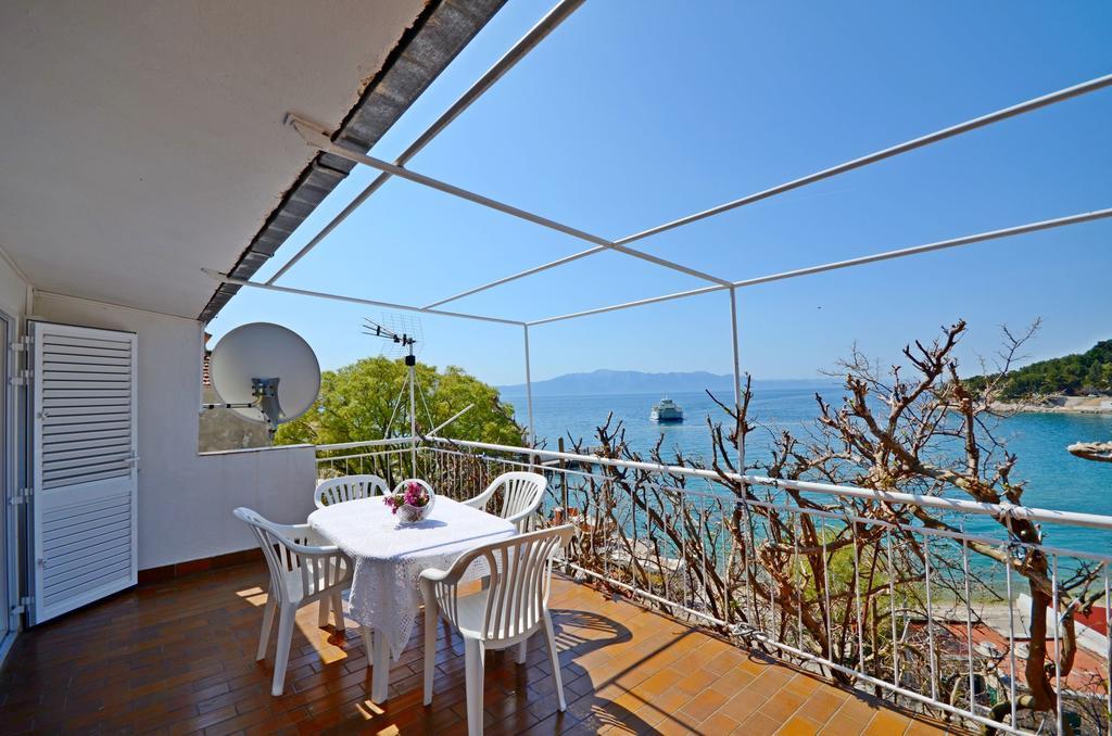 Apartment Ksenija Дрвеник Екстер'єр фото